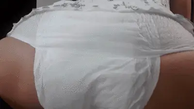 Love to Shit Girls - Smell My Diaper