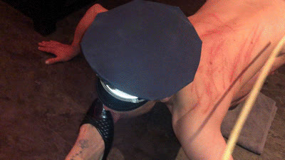 Mistress BlackDiamoond - Live session with foot servant