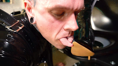 Mistress BlackDiamoond - Open wide, foot mouth!