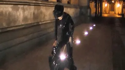 Mistress BlackDiamoond - Under the limes at night