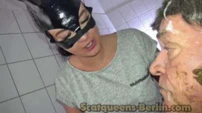 ScatqueensBerlin -  Scat and Vomit for the Human Toilet P3