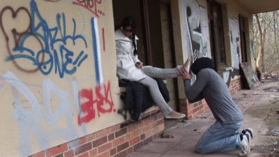 Princess Chanel - shoe licking and spitting (1280x720)
