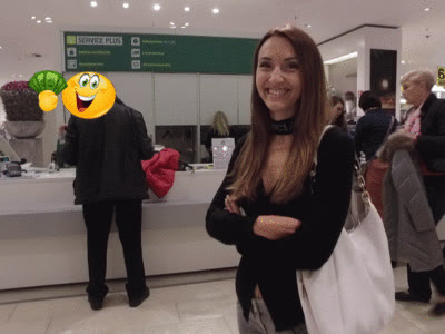 HERRIN LADY ANJA - Berlin Shoppingtour! Zahlfotze darf sich beweisen!