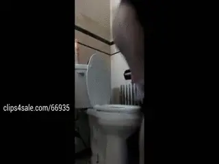 Ladies Keeping it Funky - Lil Stink Peeing, Pooting, and Plopping!!