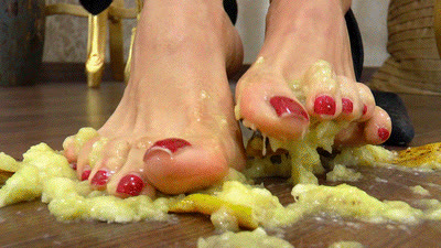 Boss Girls Productions - Eat the banana slop!