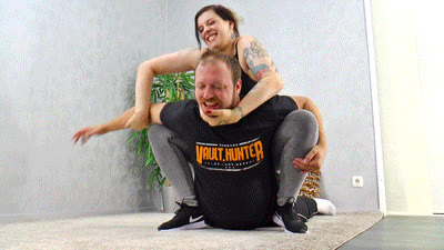 Boss Girls Productions - Slave is turned into a fight victim