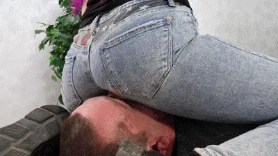 Boss Girls Productions - Facesitting punishment for the slave mutt