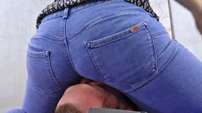 Boss Girls Productions - Jeans facesitting after shopping