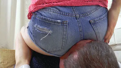 Boss Girls Productions - Jeanssitting slave of Mistress Jane! - small version